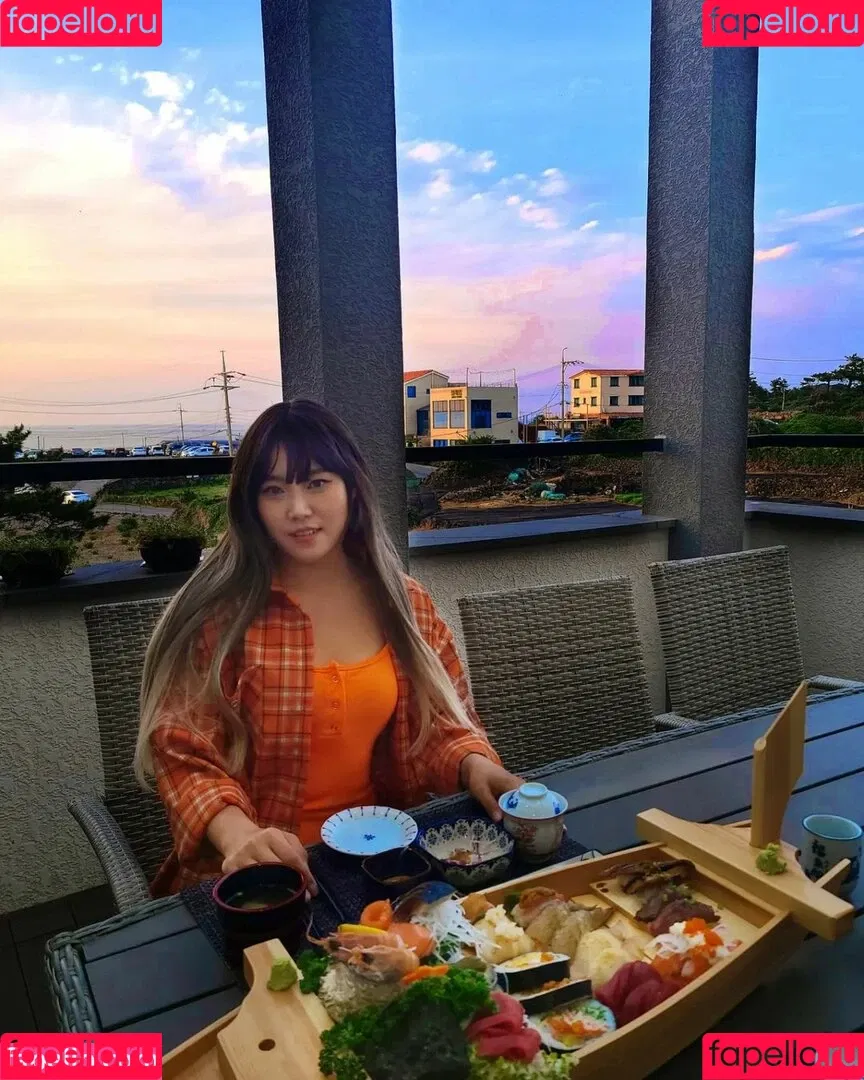 YuggieTV / Yuggie_TV Onlyfans Photo Gallery 