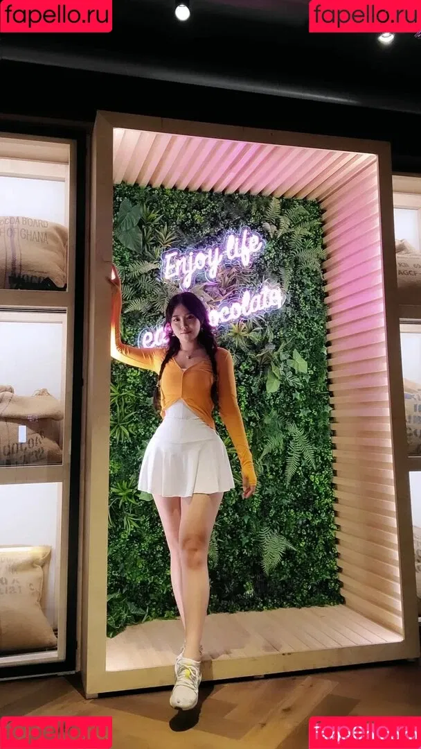 YuggieTV / Yuggie_TV Onlyfans Photo Gallery 