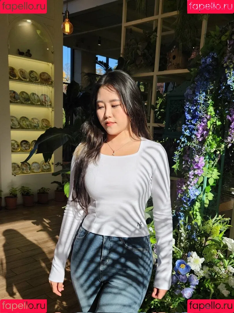 YuggieTV / Yuggie_TV Onlyfans Photo Gallery 