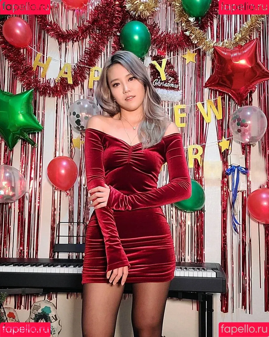 YuggieTV / Yuggie_TV Onlyfans Photo Gallery 