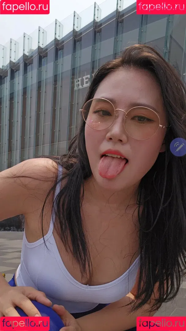 YuggieTV / Yuggie_TV Onlyfans Photo Gallery 