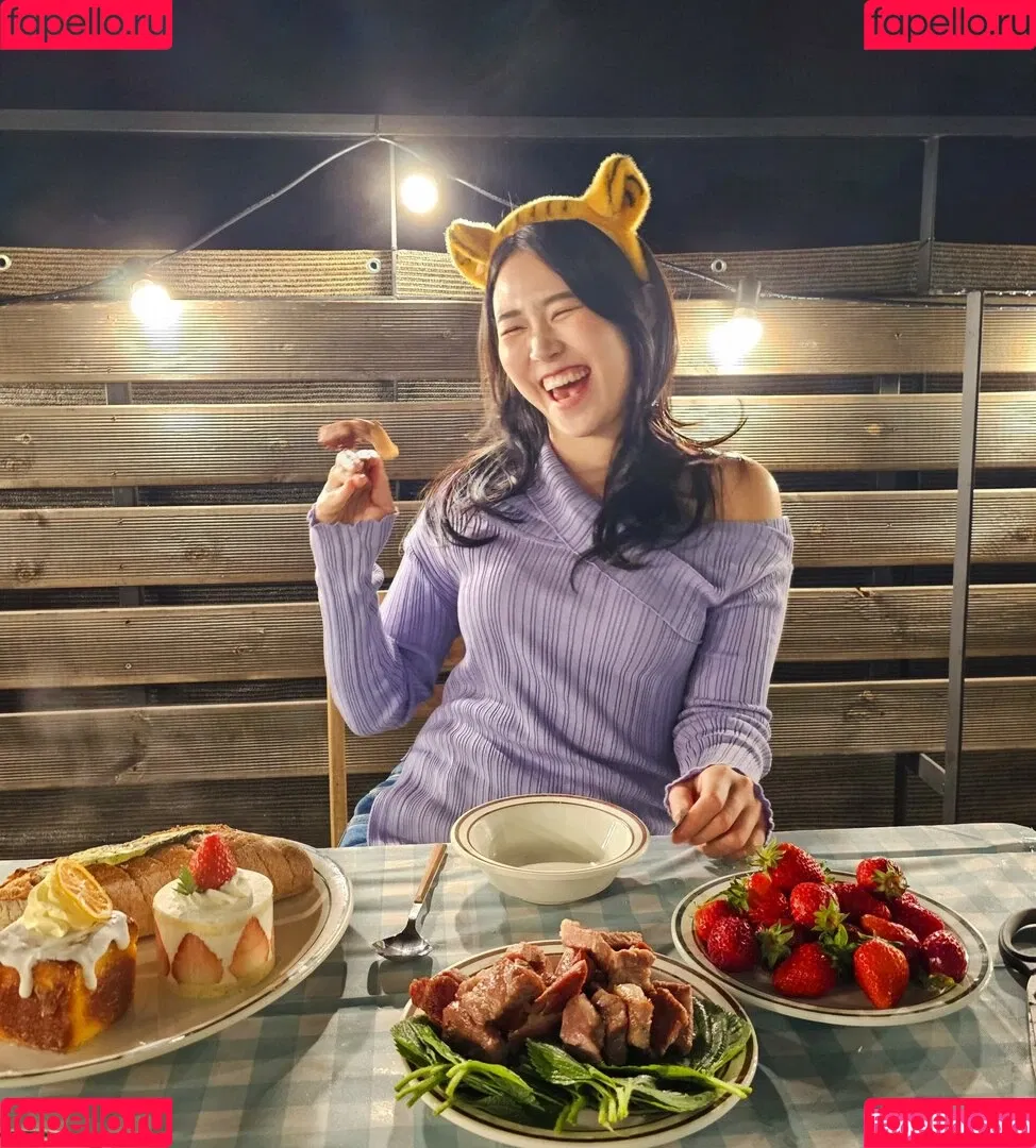 YuggieTV / Yuggie_TV Onlyfans Photo Gallery 