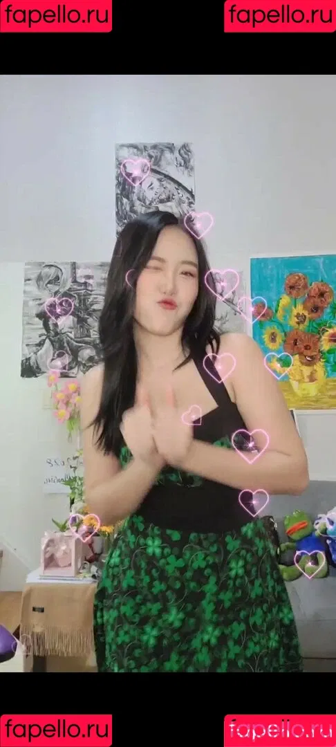 YuggieTV / Yuggie_TV Onlyfans Photo Gallery 