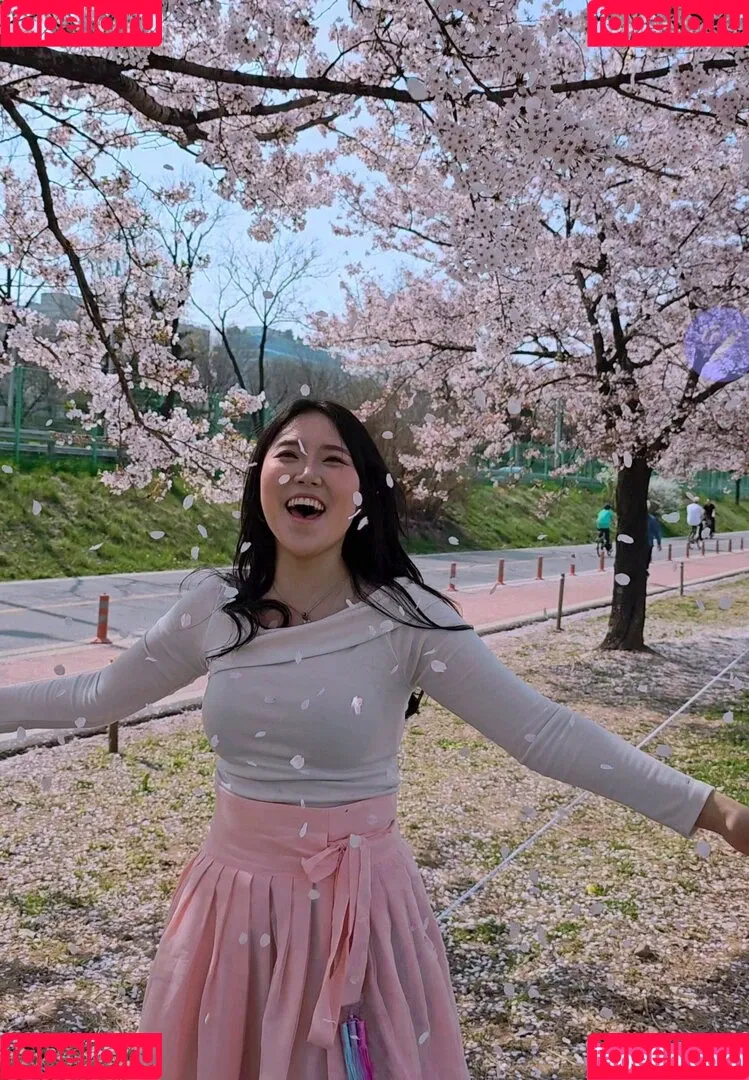 YuggieTV / Yuggie_TV Onlyfans Photo Gallery 