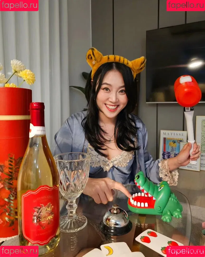 YuggieTV / Yuggie_TV Onlyfans Photo Gallery 