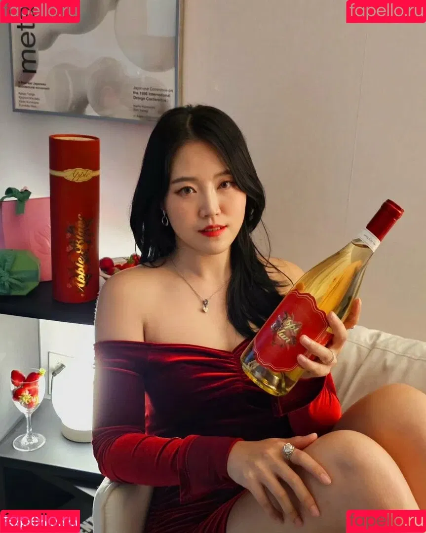 YuggieTV / Yuggie_TV Onlyfans Photo Gallery 