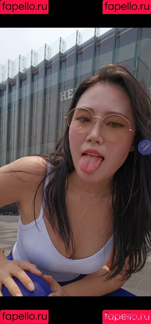 YuggieTV / Yuggie_TV Onlyfans Photo Gallery 