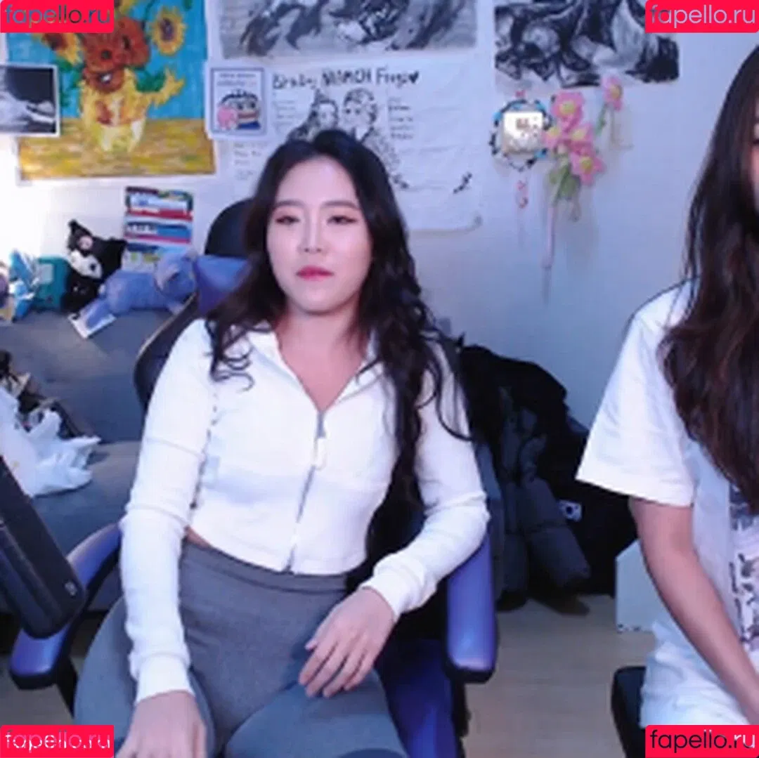 YuggieTV / Yuggie_TV Onlyfans Photo Gallery 