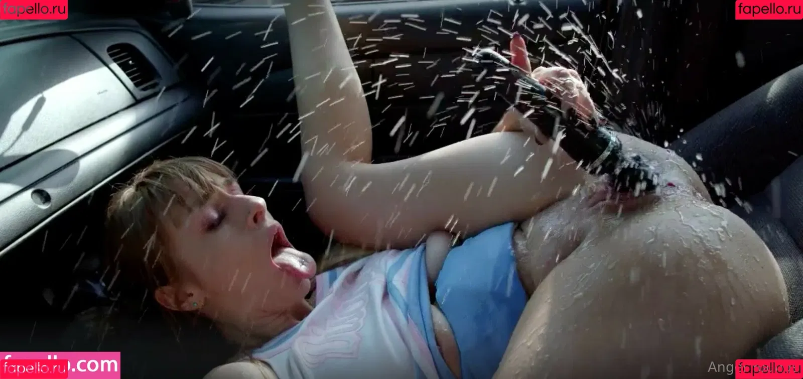 Angel Youngs / angelyoungs83 / angelyoungsxxx Onlyfans Photo Gallery 