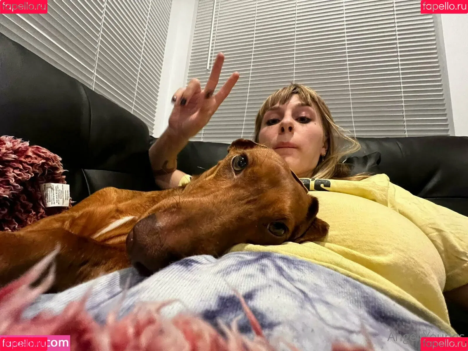 Angel Youngs / angelyoungs83 / angelyoungsxxx Onlyfans Photo Gallery 