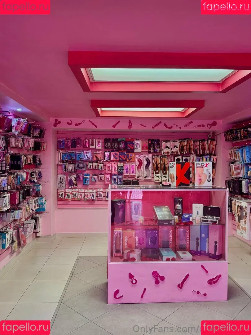 queen.amy / reallest_queen_ami Onlyfans Photo Gallery 