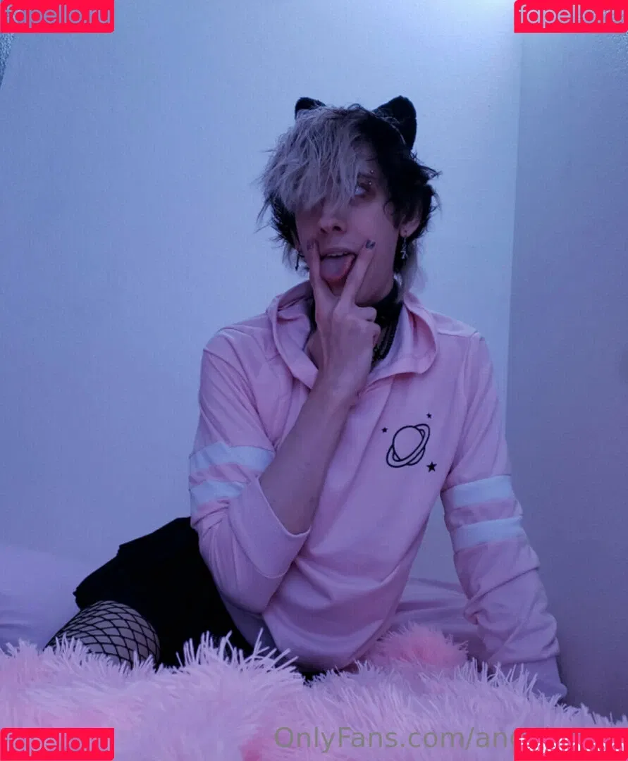 angel.dom / angeldom_ Onlyfans Photo Gallery 