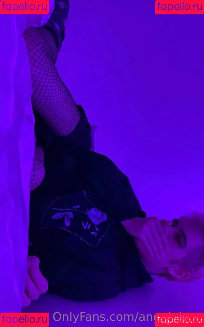 angel.dom / angeldom_ Onlyfans Photo Gallery 