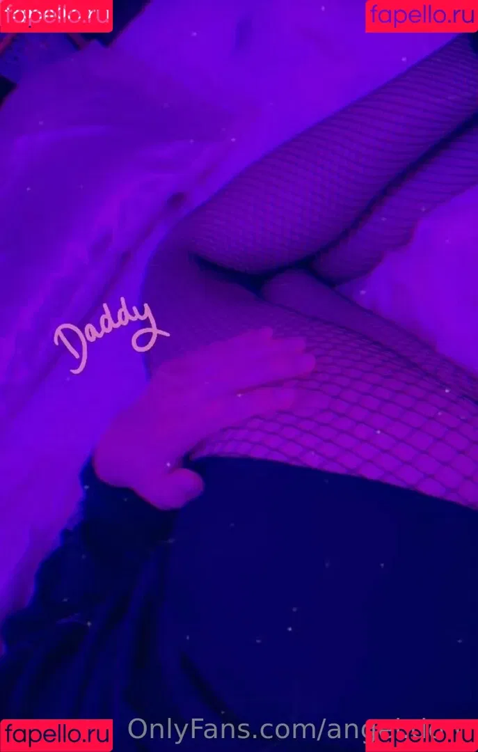 angel.dom / angeldom_ Onlyfans Photo Gallery 