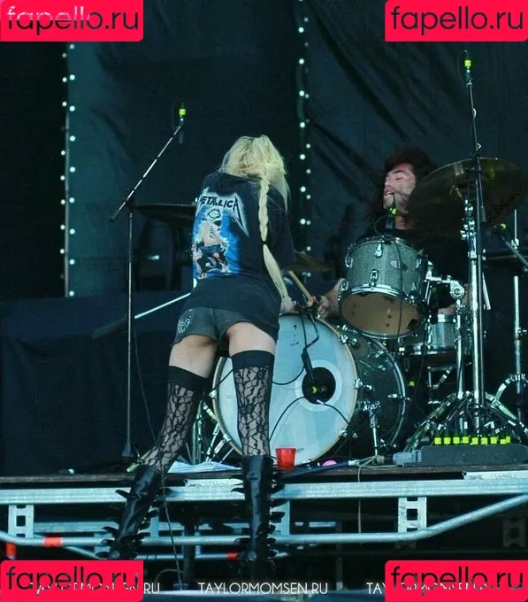 Taylor Momsen / aryelsoul / taylormomsen Onlyfans Photo Gallery 