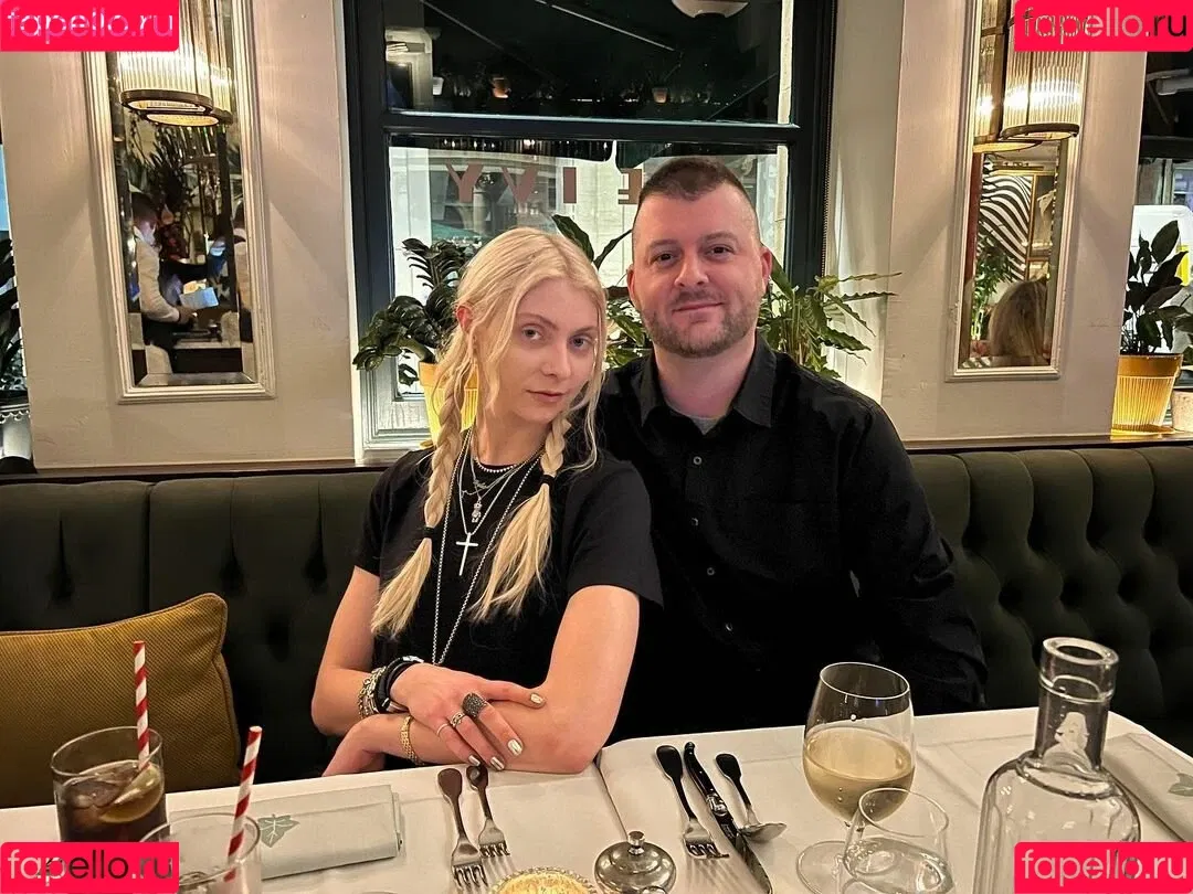 Taylor Momsen / aryelsoul / taylormomsen Onlyfans Photo Gallery 