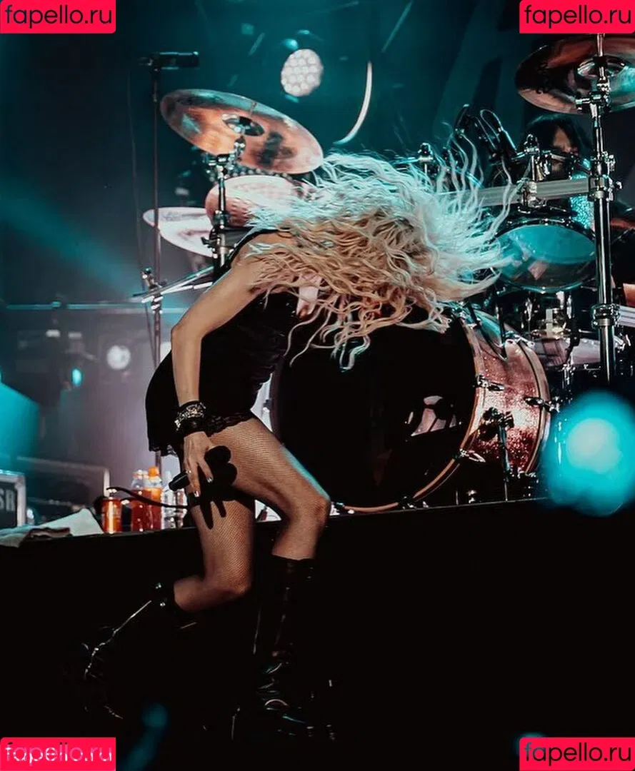 Taylor Momsen / aryelsoul / taylormomsen Onlyfans Photo Gallery 