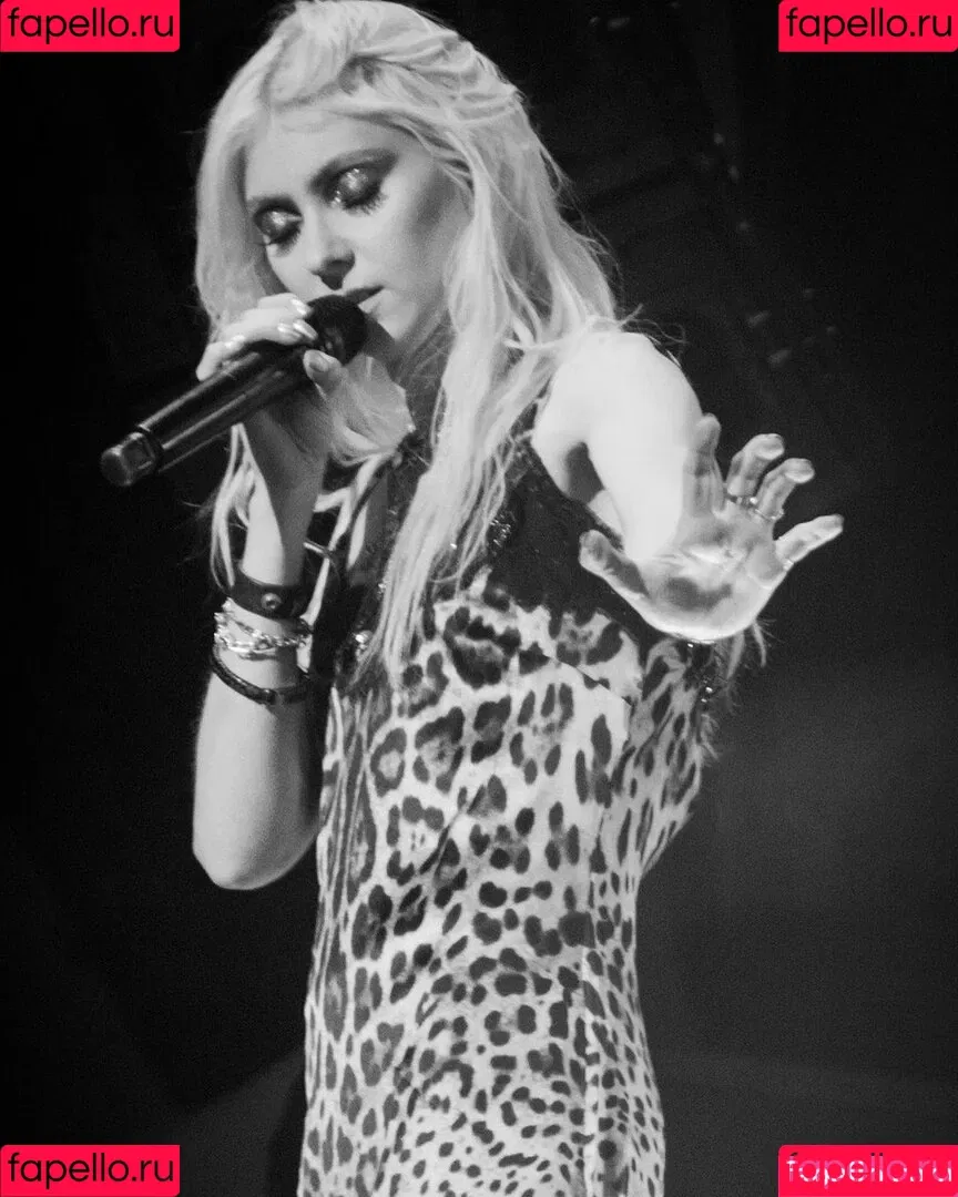 Taylor Momsen / aryelsoul / taylormomsen Onlyfans Photo Gallery 