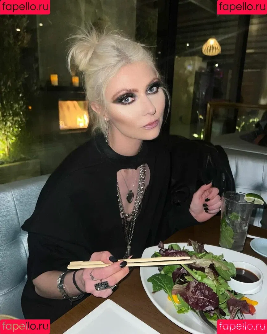 Taylor Momsen / aryelsoul / taylormomsen Onlyfans Photo Gallery 