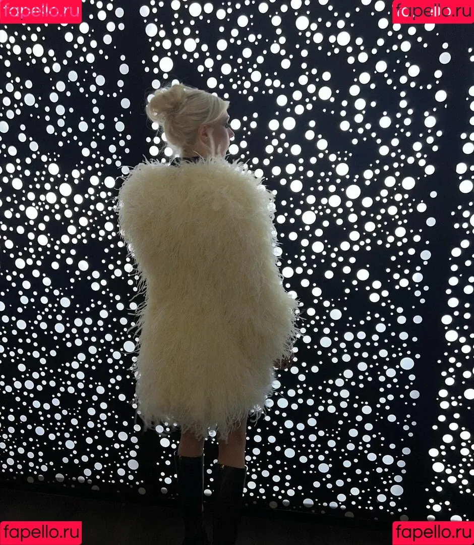 Taylor Momsen / aryelsoul / taylormomsen Onlyfans Photo Gallery 