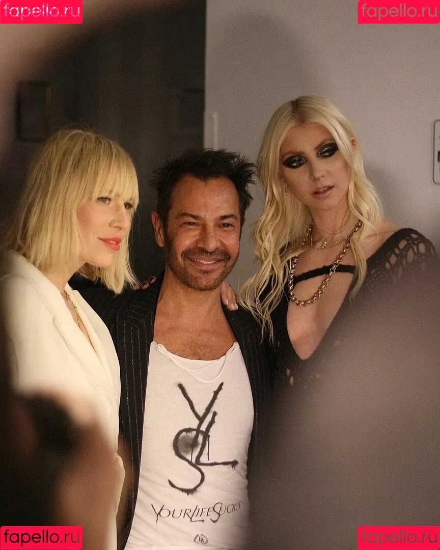 Taylor Momsen / aryelsoul / taylormomsen Onlyfans Photo Gallery 