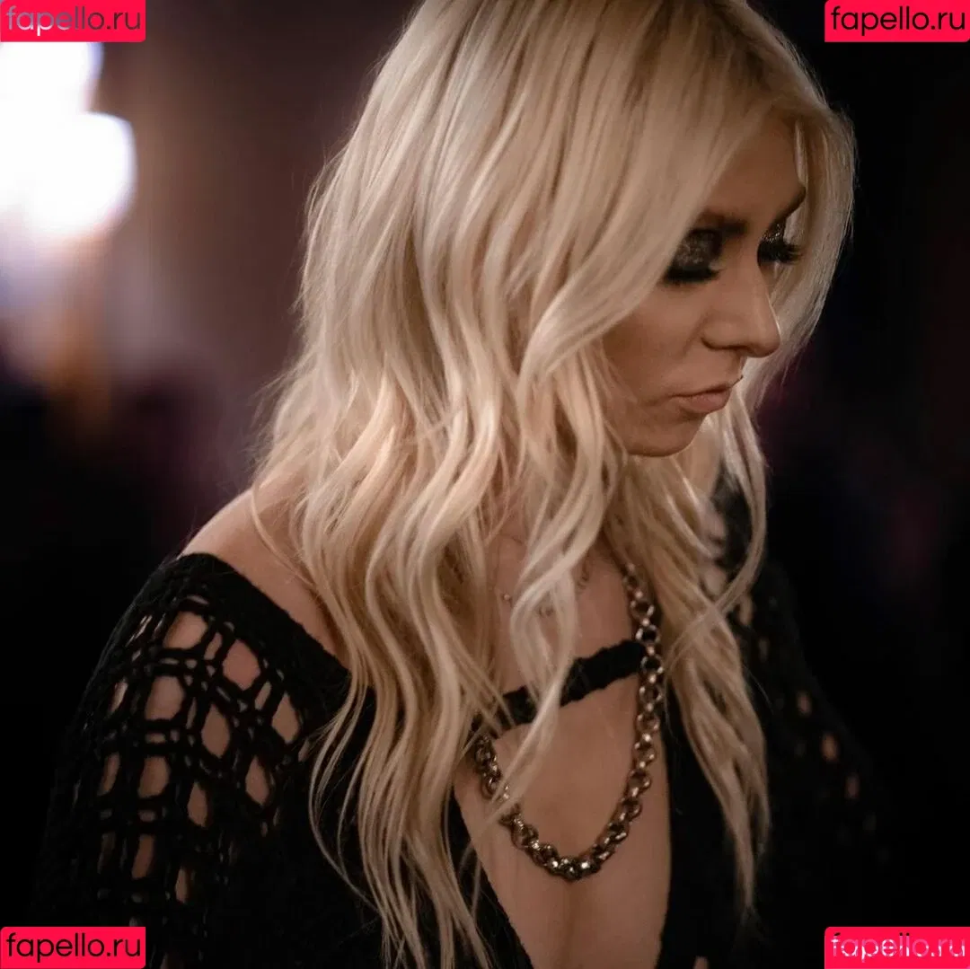 Taylor Momsen / aryelsoul / taylormomsen Onlyfans Photo Gallery 