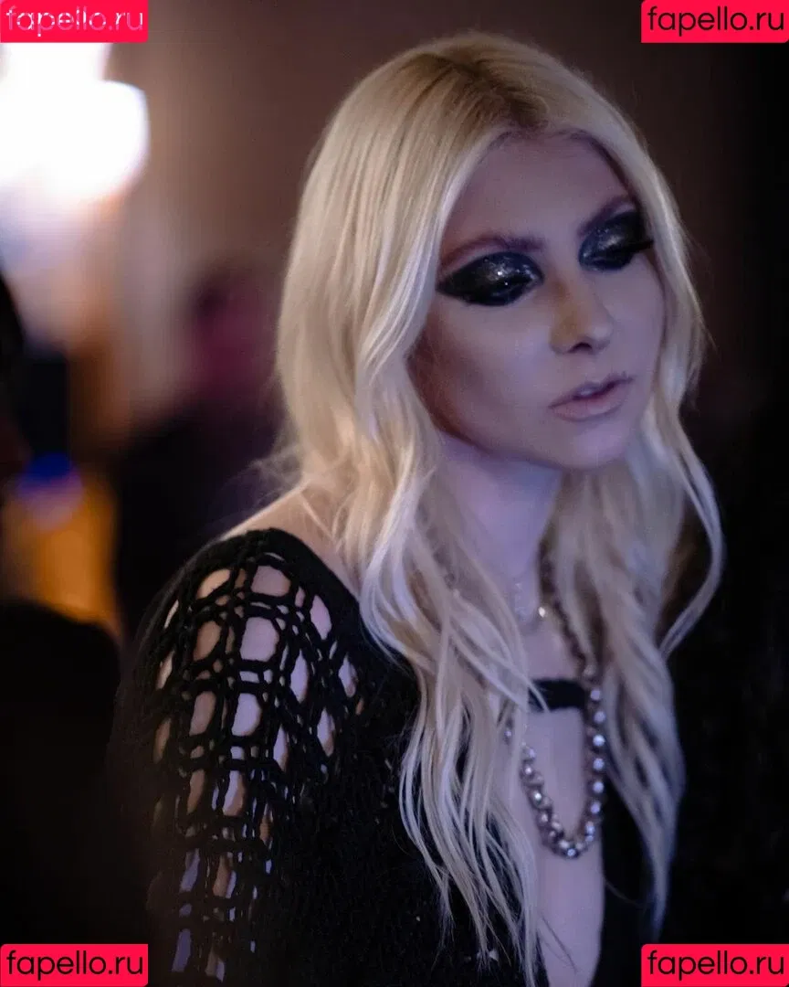Taylor Momsen / aryelsoul / taylormomsen Onlyfans Photo Gallery 