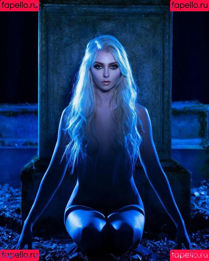 Taylor Momsen / aryelsoul / taylormomsen Onlyfans Photo Gallery 