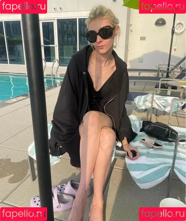 Taylor Momsen / aryelsoul / taylormomsen Onlyfans Photo Gallery 