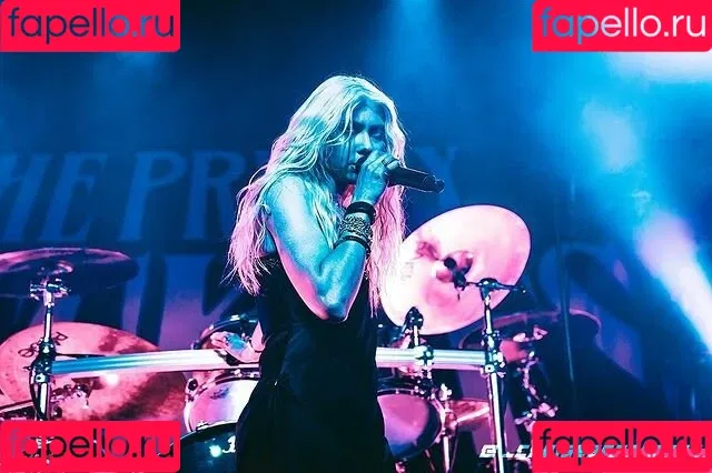 Taylor Momsen / aryelsoul / taylormomsen Onlyfans Photo Gallery 