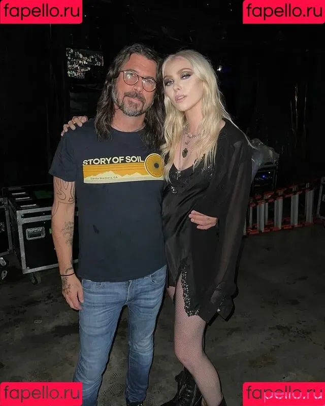 Taylor Momsen / aryelsoul / taylormomsen Onlyfans Photo Gallery 