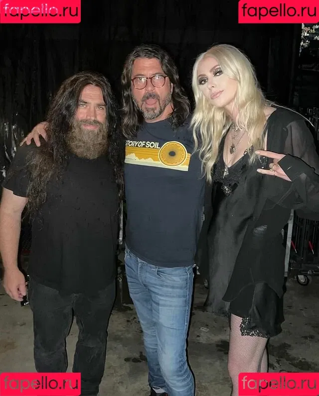 Taylor Momsen / aryelsoul / taylormomsen Onlyfans Photo Gallery 