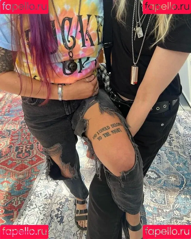 Taylor Momsen / aryelsoul / taylormomsen Onlyfans Photo Gallery 