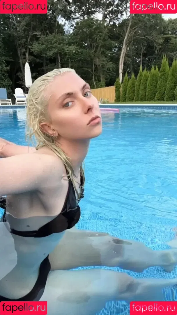 Taylor Momsen / aryelsoul / taylormomsen Onlyfans Photo Gallery 