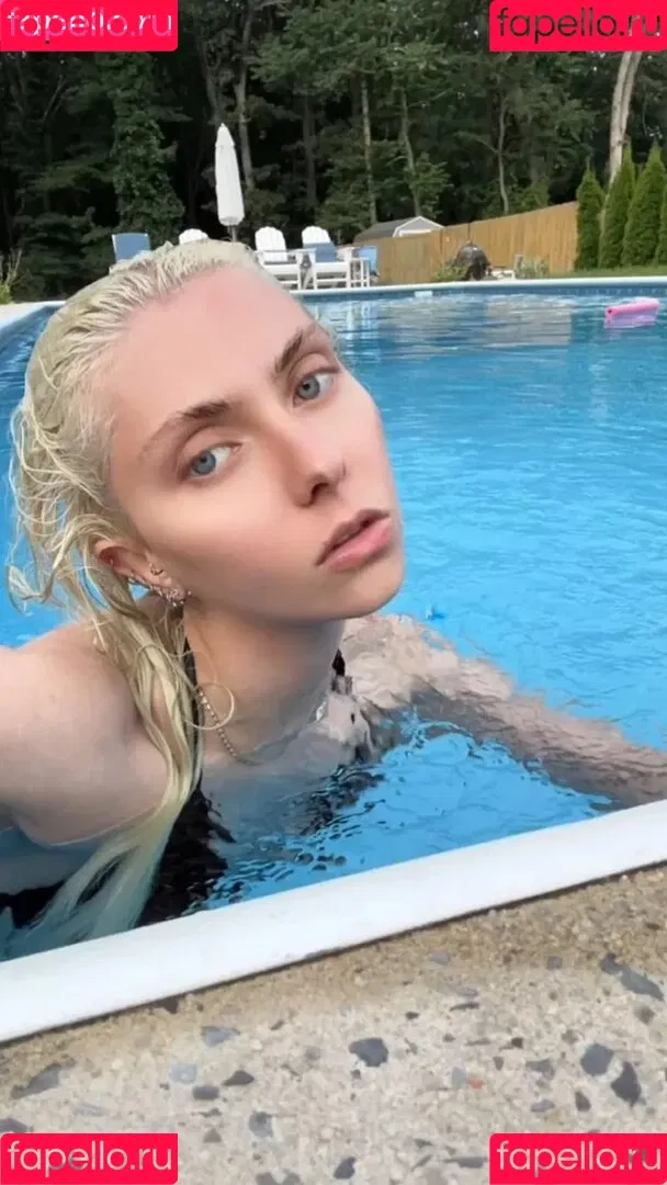 Taylor Momsen / aryelsoul / taylormomsen Onlyfans Photo Gallery 