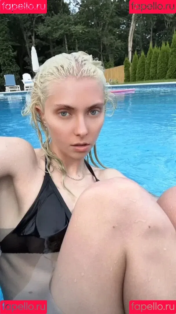 Taylor Momsen / aryelsoul / taylormomsen Onlyfans Photo Gallery 