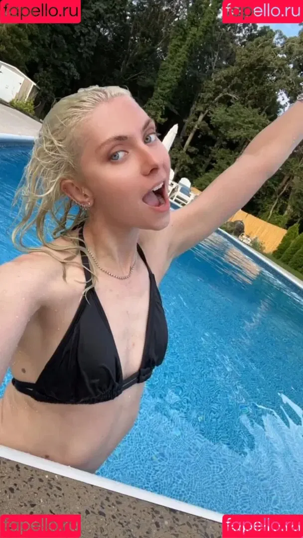 Taylor Momsen / aryelsoul / taylormomsen Onlyfans Photo Gallery 