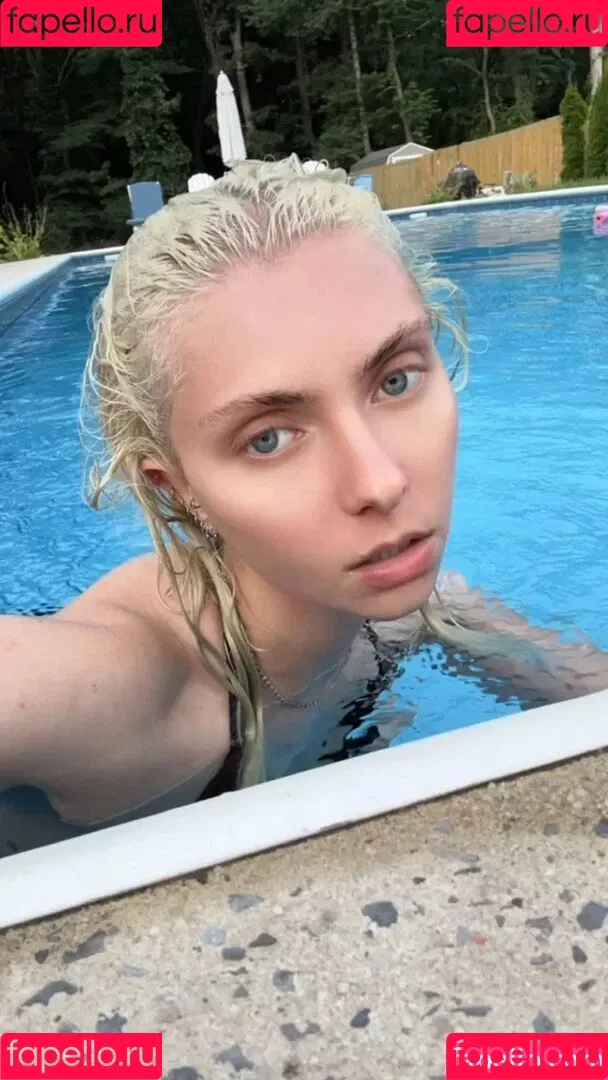 Taylor Momsen / aryelsoul / taylormomsen Onlyfans Photo Gallery 