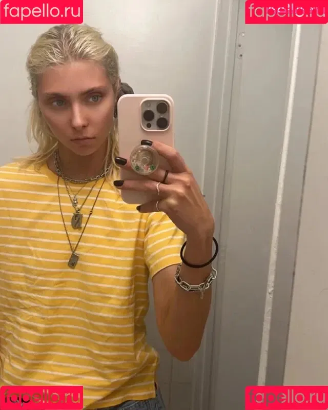 Taylor Momsen / aryelsoul / taylormomsen Onlyfans Photo Gallery 