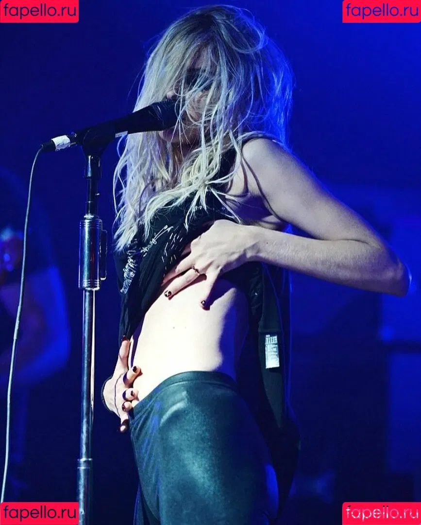 Taylor Momsen / aryelsoul / taylormomsen Onlyfans Photo Gallery 