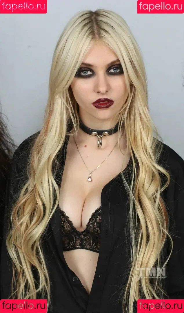Taylor Momsen / aryelsoul / taylormomsen Onlyfans Photo Gallery 