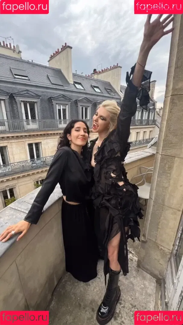 Taylor Momsen / aryelsoul / taylormomsen Onlyfans Photo Gallery 