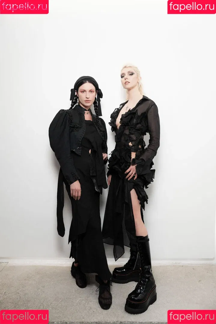 Taylor Momsen / aryelsoul / taylormomsen Onlyfans Photo Gallery 