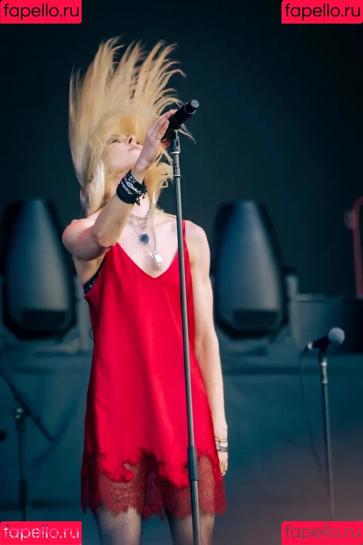 Taylor Momsen / aryelsoul / taylormomsen Onlyfans Photo Gallery 