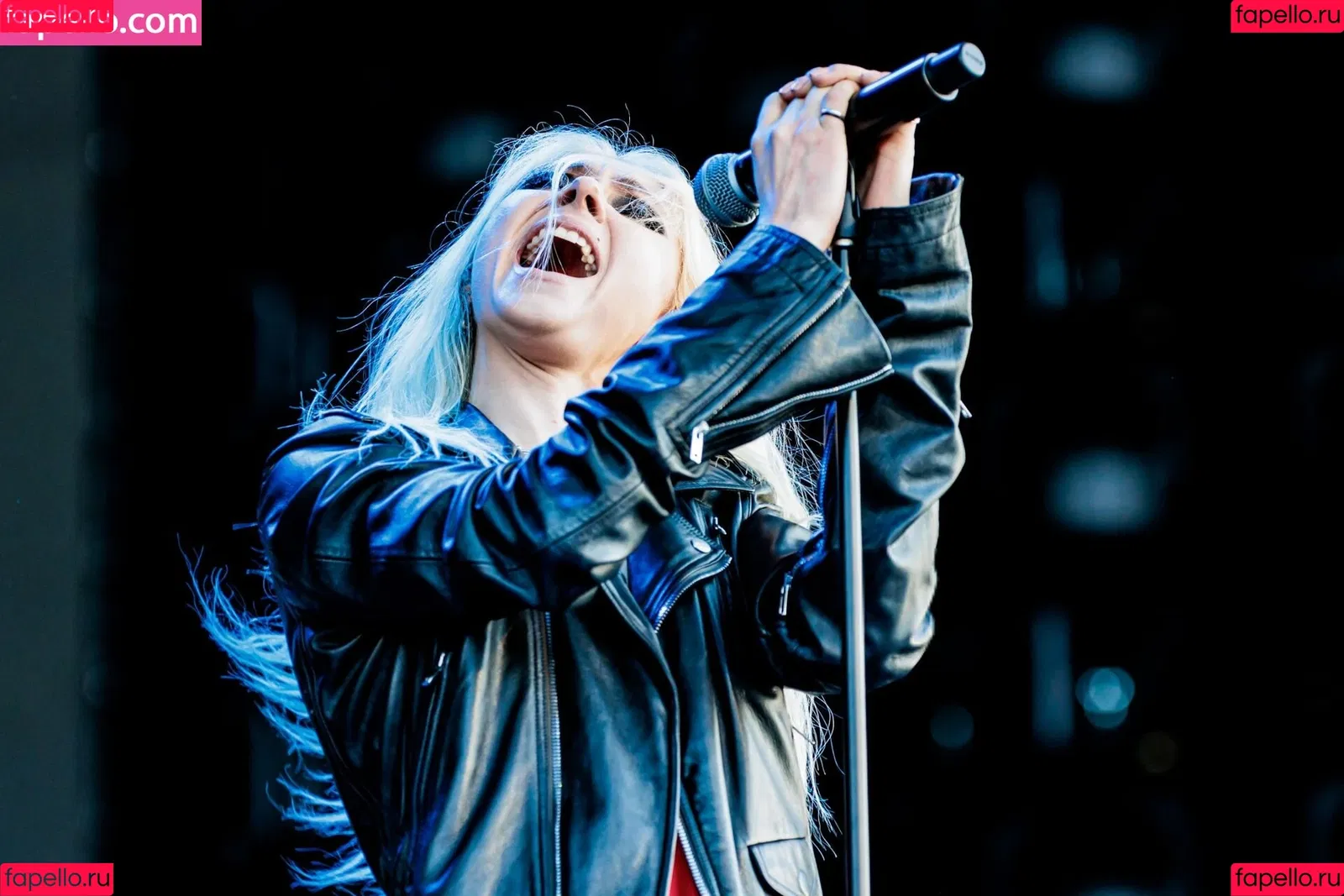 Taylor Momsen / aryelsoul / taylormomsen Onlyfans Photo Gallery 