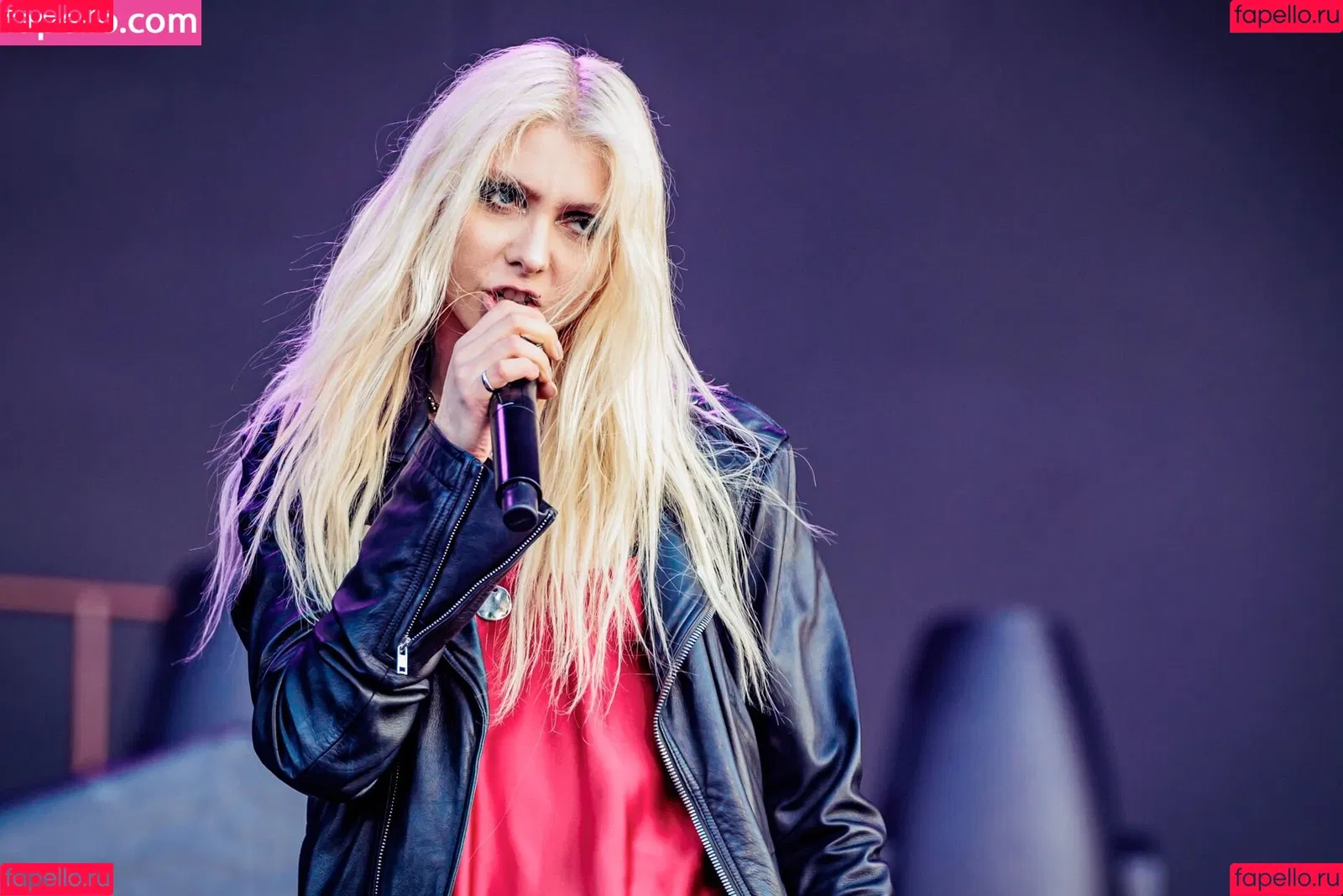 Taylor Momsen / aryelsoul / taylormomsen Onlyfans Photo Gallery 