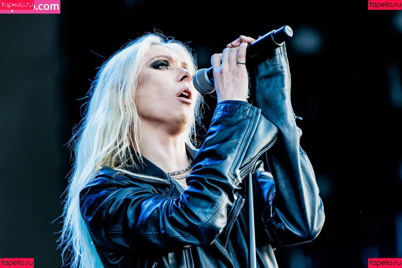 Taylor Momsen / aryelsoul / taylormomsen Onlyfans Photo Gallery 