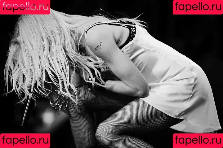 Taylor Momsen / aryelsoul / taylormomsen Onlyfans Photo Gallery 