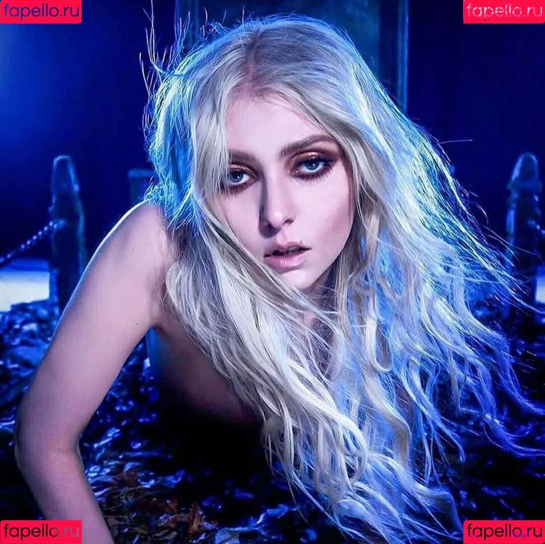 Taylor Momsen / aryelsoul / taylormomsen Onlyfans Photo Gallery 