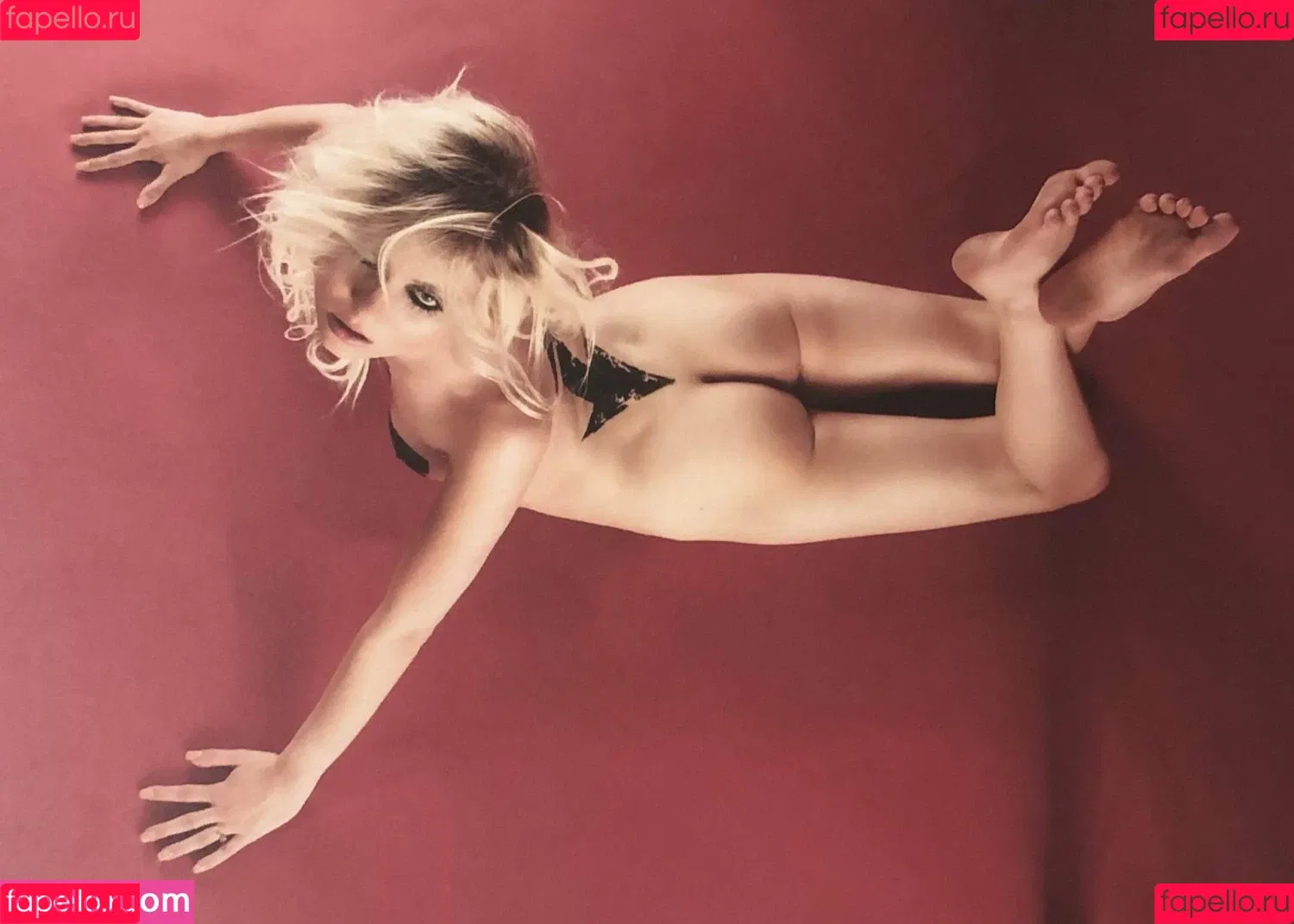 Taylor Momsen / aryelsoul / taylormomsen Onlyfans Photo Gallery 